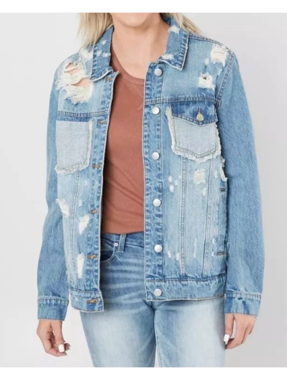•Daytrip Ripped Distressed Button Down XS Denim Jacket A138